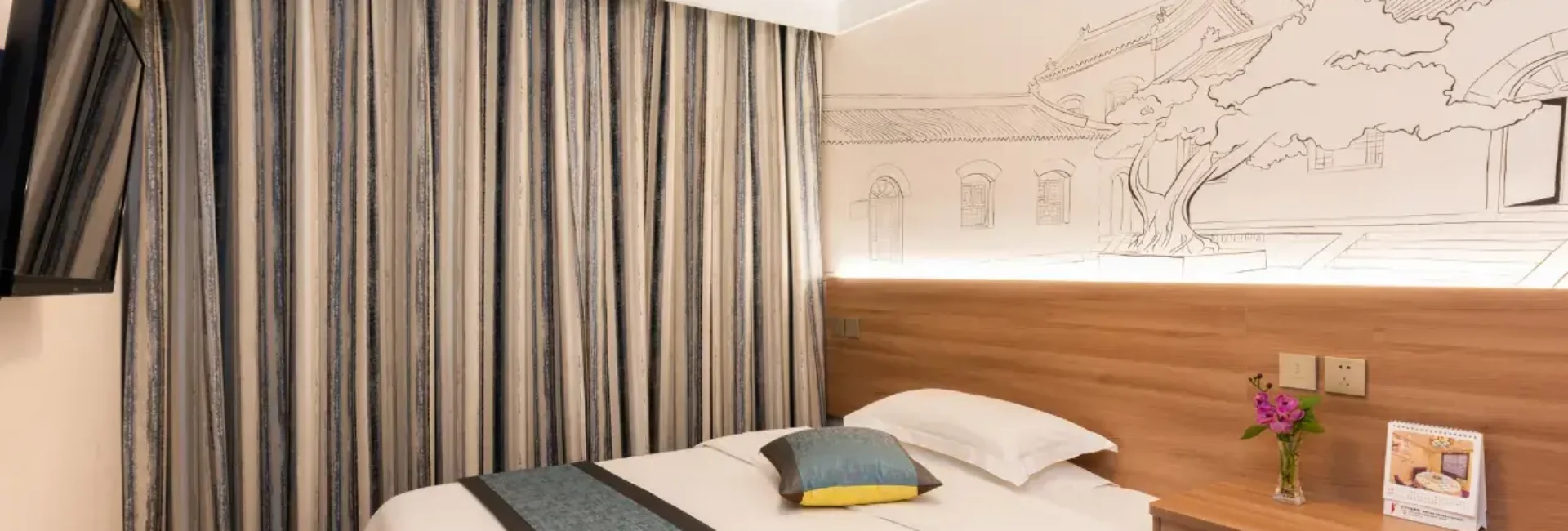 Business Queen Room(free Coffee And Snacks)