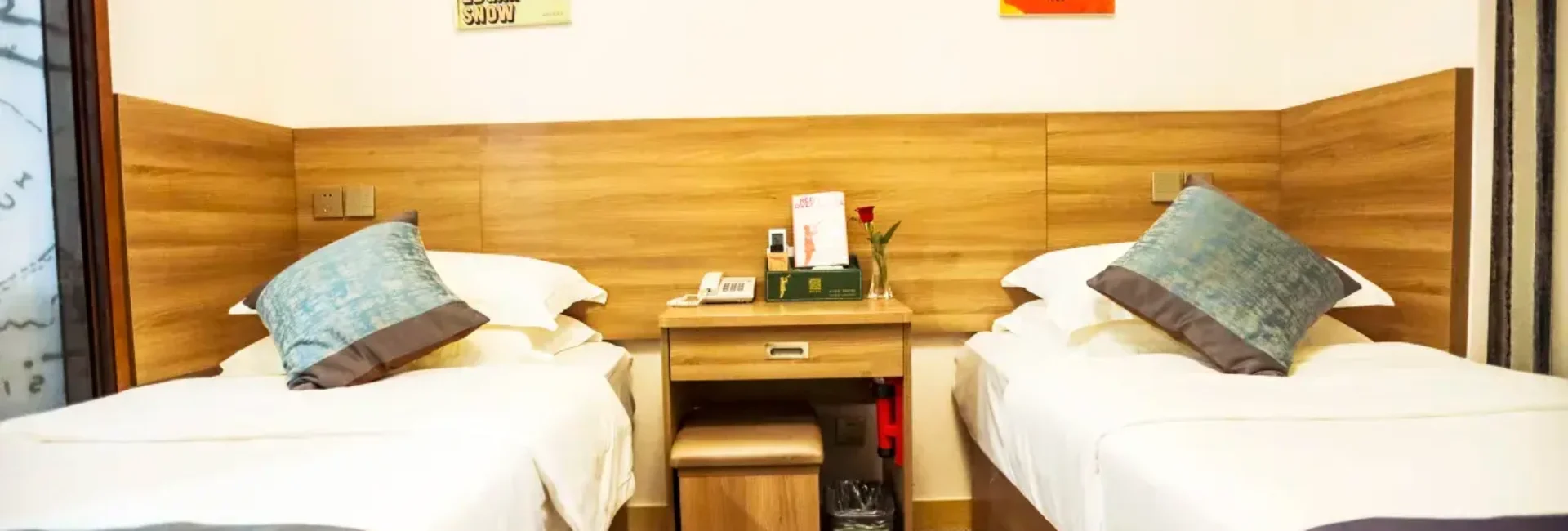 Business Room (2 Beds)(free Coffee And Snacks)